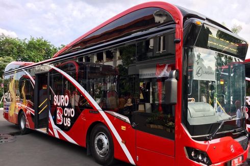 Naik Bus Umum di Surabaya Bayarnya Pakai Botol Plastik