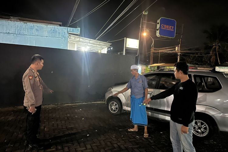 Kunci Mobil Dirusak, Tas Warga Banyuwangi Hilang di Parkiran Restoran