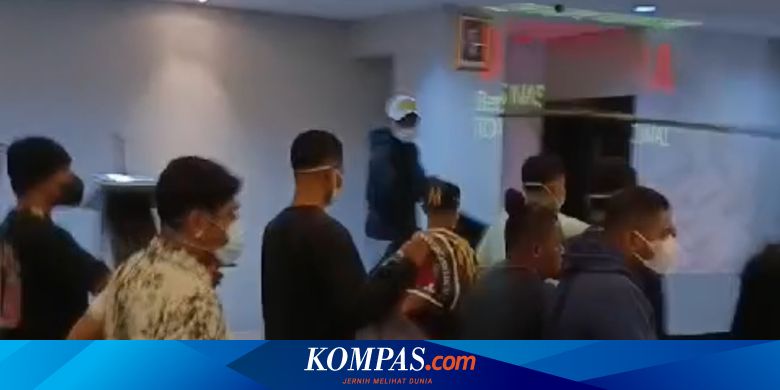 Forum Diskusi FTA yang Dihadiri Refly Harun hingga Said Didu Dibubarkan Sekelompok Orang