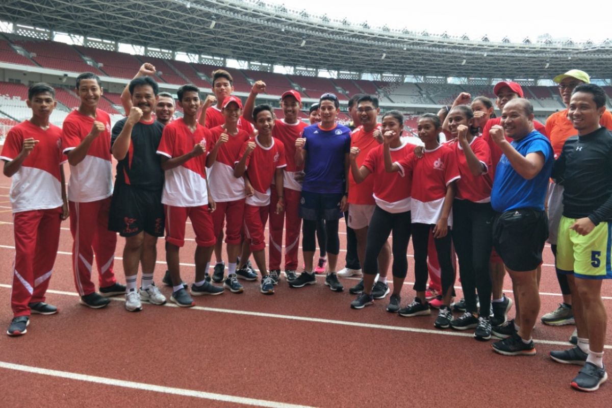 Wakil Gubernur DKI Jakarta, Sandiaga Uno meninjau Stadion Utama Gelora Bung Karno (GBK), Senayan, Jakarta Selatan, Selasa (16/1/2018).