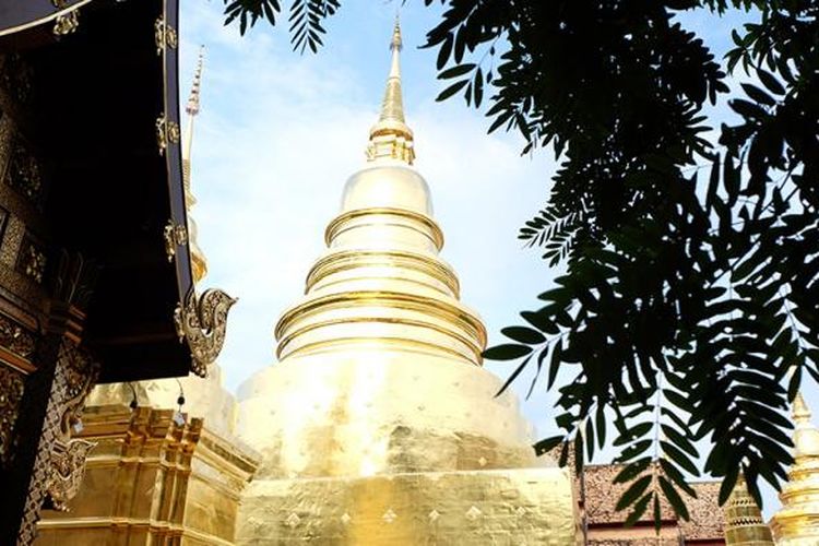 Wat Phra Singh, salah satu kuil tertua di Chiang Mai, Thailand,