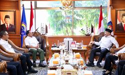 Mendagri Terima Kunjungan Ketua Baznas, Bahas Penyaluran Bantuan Kemanusiaan di Palestina dan Tanah Air