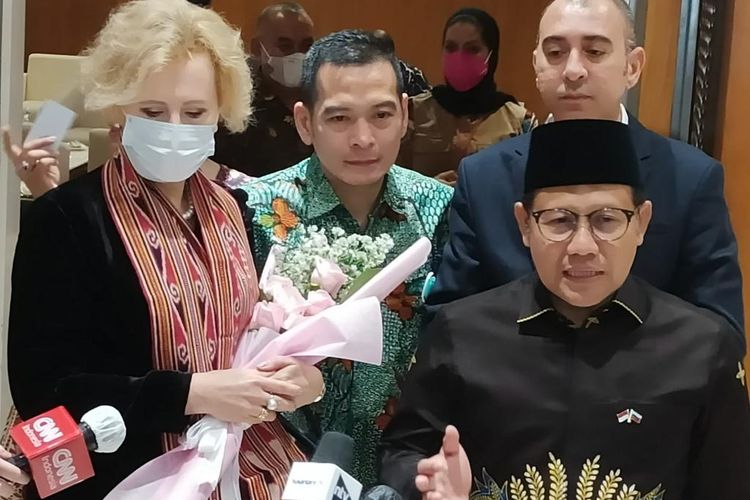 Gus Muhaimin saat menerima kunjungan Duta Besar (Dubes) Rusia untuk Indonesia Lyudmila Georgievna Vorobieva di Ruang Delegasi, Nusantara III, Senayan, Jakarta.
