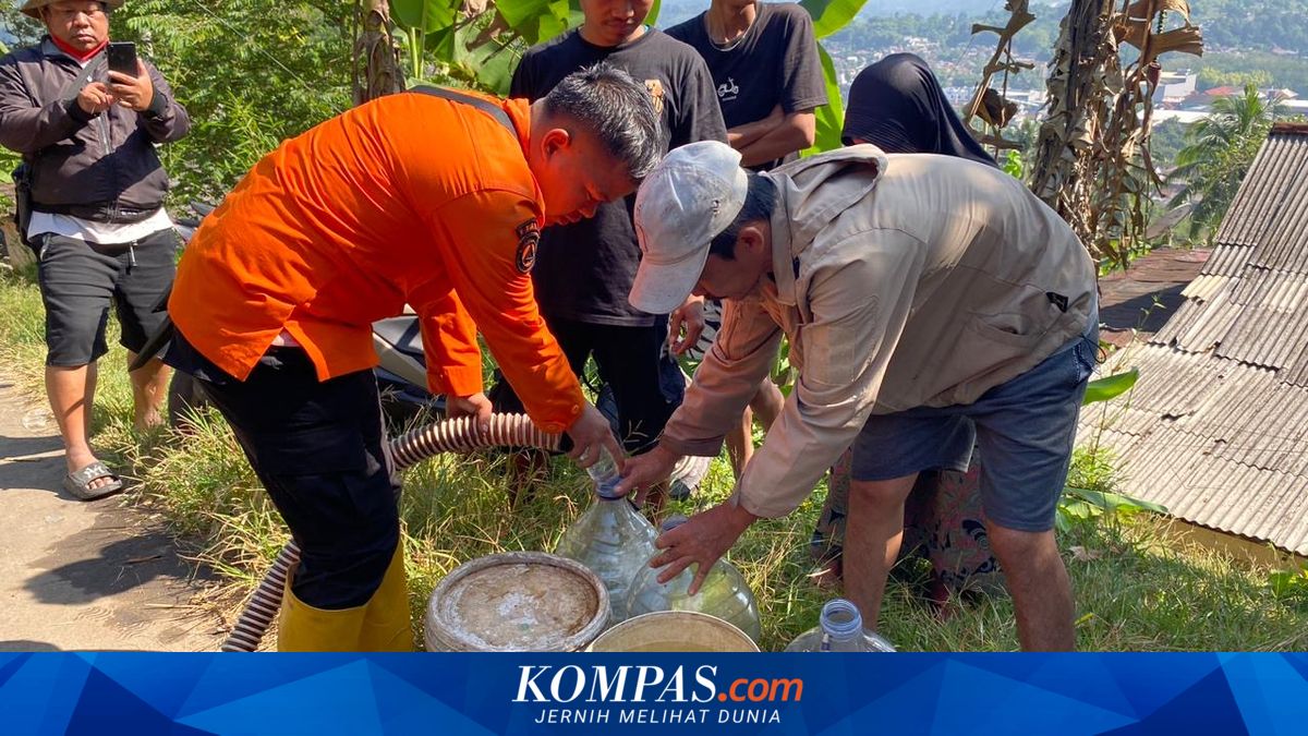 Kemarau Picu Kekeringan di Sukabumi, 315 KK di Cibadak Krisis Air Bersih