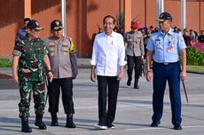 Terbang ke Jateng, Jokowi Resmikan Jalan Tol dan Hadiri Kongres ISEI XXII