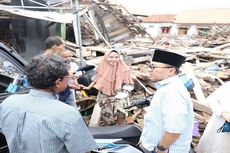 Zulkifli Hasan Datangi Desa Terdampak Tsunami di Lampung Selatan