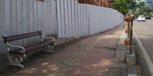 Kondisi salah satu trotoar di Sudirman