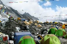 Gunung Everest Bau Kotoran Manusia, Pendaki Wajib Bawa Kantong Khusus