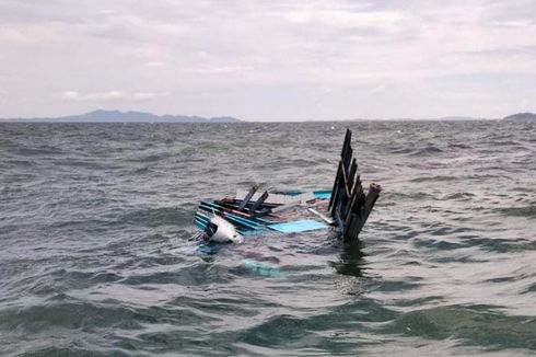 Kapal Barang Karam Dihantam Ombak Besar di Karimun, Nakhoda dan ABK Selamat