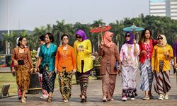 Kebaya Resmi Jadi Warisan Budaya Takbenda UNESCO