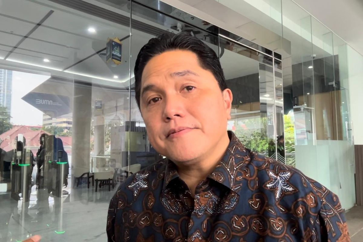 Menteri BUMN Erick Thohir saat ditemui di Kementerian BUMN, Jakarta, Rabu (17/4/2024). 