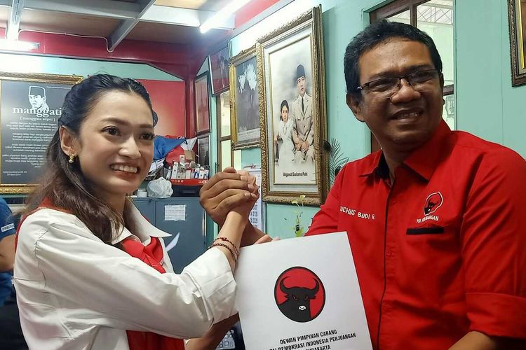 Anak Aria Bima Daftar Bakal Calon Wakil Wali Kota Solo Lewat PDI-P