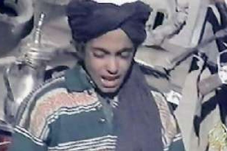 Hamza bin Laden diperkirakan lahir di Jeddah, Arab Saudi, pada 1989. 