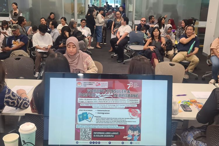 Konsulat Jenderal Republik Indonesia (KJRI) Sydney memperingati HUT ke-78 RI dengan mengadakan layanan Warung Konsuler di Brisbane pada 26-27 Agustus 2023.