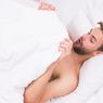 Mengapa Pria Ereksi saat Bangun Tidur?