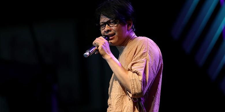 Armand Maulana tampil pada Java Jazz Festival 2017 di JI Expo Kemayoran, Jakarta, Minggu (5/3/2017). Java Jazz Festival 2017 yang berlangusng selama tiga hari menampilkan musisi dari dalam dan luar negeri.