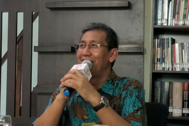 Pakar psikologi politik dari Universitas Indonesia (UI) Hamdi Muluk dalam sebuah diskusi di kantor Populi Center, Jakarta Barat, Kamis (15/11/2018). 