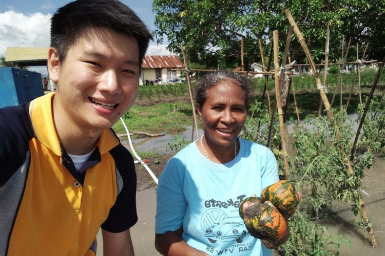 Freddy Wijaya, seorang alumni Jurusan Akuntansi, Fakultas Ekonomi dan Bisnis Universitas Gadjah Mada (UGM) yang sukses berbisnis pupuk