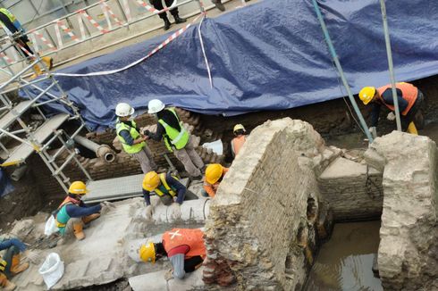 Temukan Tembok Batavia, PT MRT Belokkan 