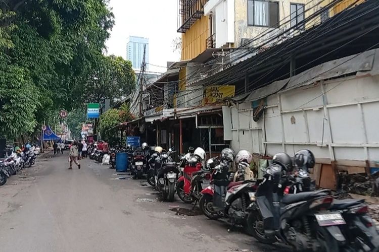 2 Minggu Ditertibkan, Masih Ada Parkir Liar di Belakang Plaza Indonesia