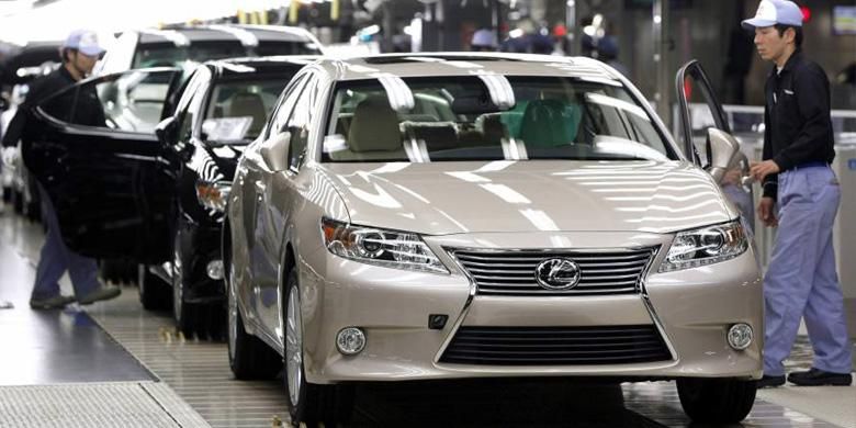 Produksi Lexus di Jepang.