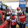 Hutama Karya Bagi-bagi Kartu 