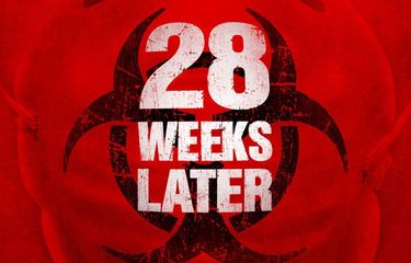 Rose Byrne dan Jeremy Renner di 28 Weeks Later (2007)