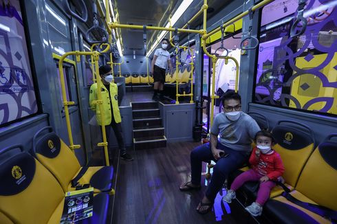 Jajal Shuttle Bus Listrik Menuju ke Pameran PEVS 2023