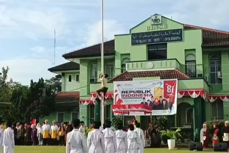 Cerita Heroik Satpam UIN Sumut yang Viral Panjat Tiang Bendera Saat Terjadi Insiden Upacara Kemerdekaan