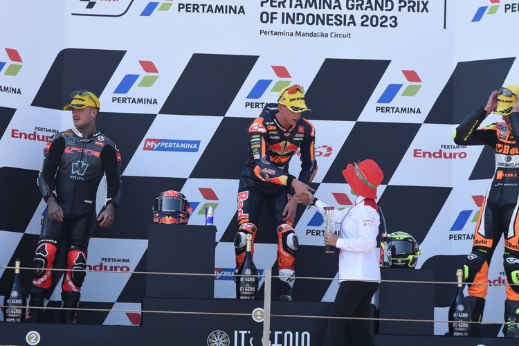 Gelaran Pertamina Grand Prix of Indonesia 2023 ditutup dengan baik oleh kemenangan Francesco Bagnaia dari Ducati Lenovo Team.
