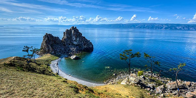 ilustrasi Danau Baikal, danau paling dalam di dunia.