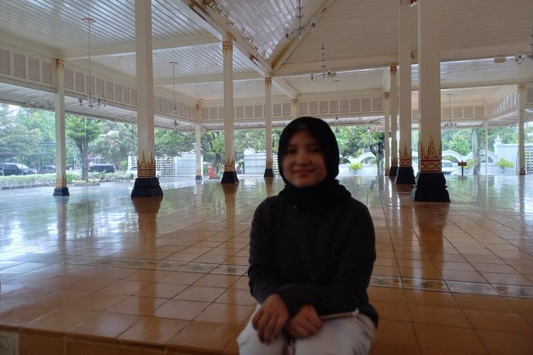Shafira saat ditemui di Kompleks Kepatihan Kota Yogyakarta, Selasa (10/6/2025)
