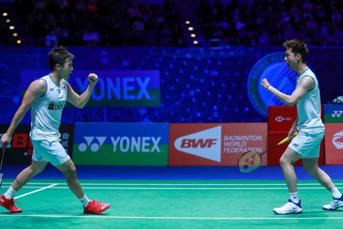 Marcus Fernaldi Gideon/Kevin Sanjaya Sukamuljo saat tampil pada semifinal All England 2020 melawan Lee Yang/Wang Chi Lin (Taiwan), di Lapangan 1 Arena Birmingham, Inggris, Sabtu (14/3/2020). 