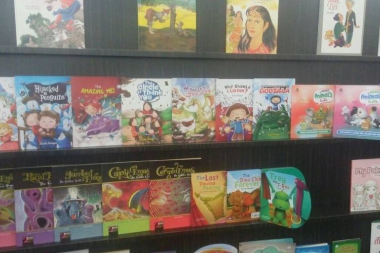 Buku-buku karya penulis Indonesia yang dipamerkan di Asian Festival Childrens of Content yang berlangsung di Natiobal Library Building, Singapura 17 - 21 Mei 2017