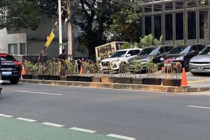Sempat Diprotes, Taman Trotoar di Senopati Jaksel yang Ditutup Beton Kini Dipasangi Pot Bunga
