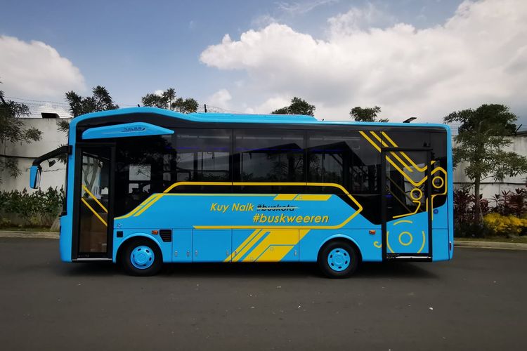 Bus baru karoseri Laksana, Nucleus 5