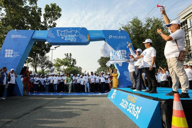 Selain donor darah, digelar berbagai kegiatan, antara lain ?Pelindo Run and Ride? yang diikuti 26.721 peserta