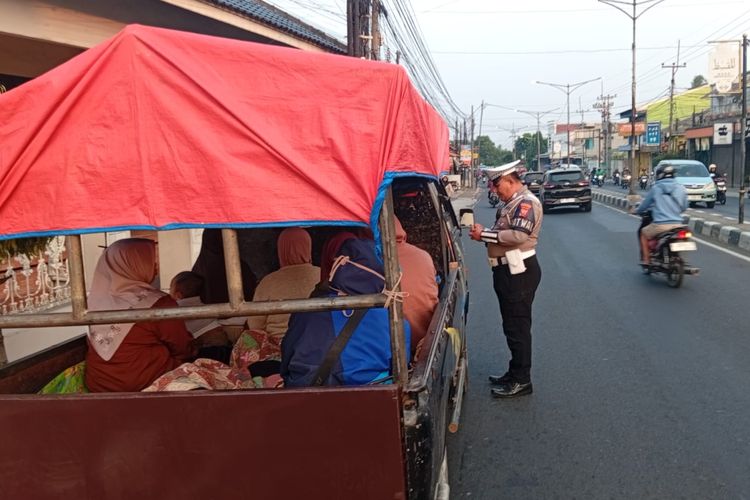 Berkaca Dari Kecelakaan Maut di Pantura Indramayu, Mobil Pikap Dilarang untuk Angkut Penumpang