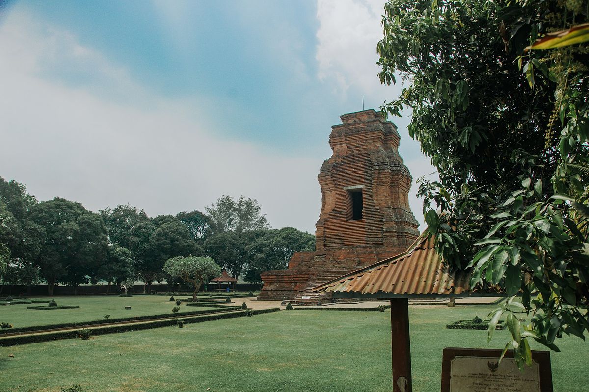 Candi Brahu di Mojokerto