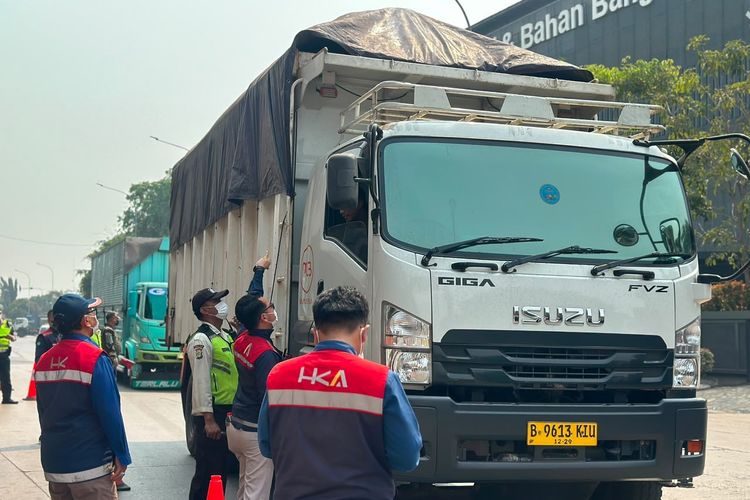 Ancam Keselamatan, 505 Truk ODOL Terjaring di JTTS, JORR S, dan ATP