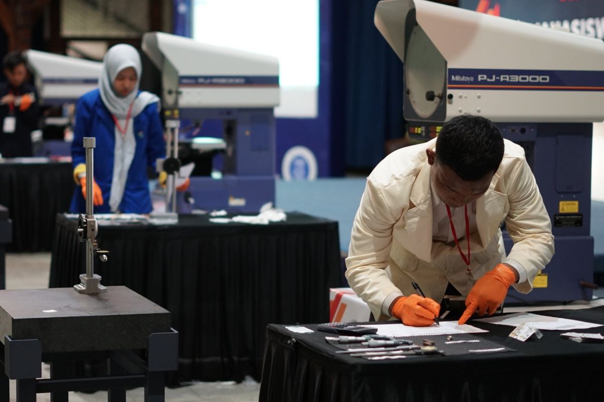 PT Kawan Lama Sejahtera dan Ditjen Belmawa Kemristekdikti menggelar Kompetisi Metrologi Mahasiswa Vokasi Tingkat Nasional pada 9 April 2019 di ITB, Bandung (9/4/2019).