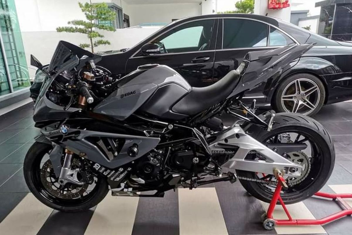 Konversi Benelli TNT 600 jadi BMW S 1000RR 