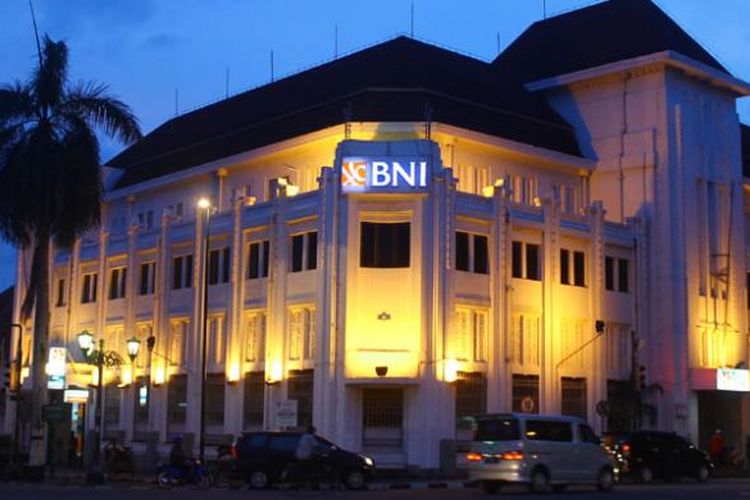 Bangunan Belanda yang dulunya bekas Kantor de Javasche Bank saat ini menjadi Gedung Bank BNI 46 Yogyakarta.