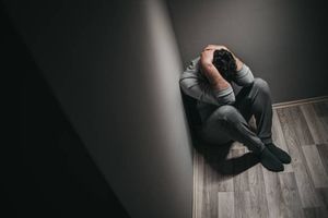 Merana dalam Jeratan Judi Online