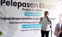 Lepas Ekspor Produk Kerajinan UMKM Senilai Rp 2 Miliar, Mendag Budi Paparkan Program yang Perkuat Perdagangan