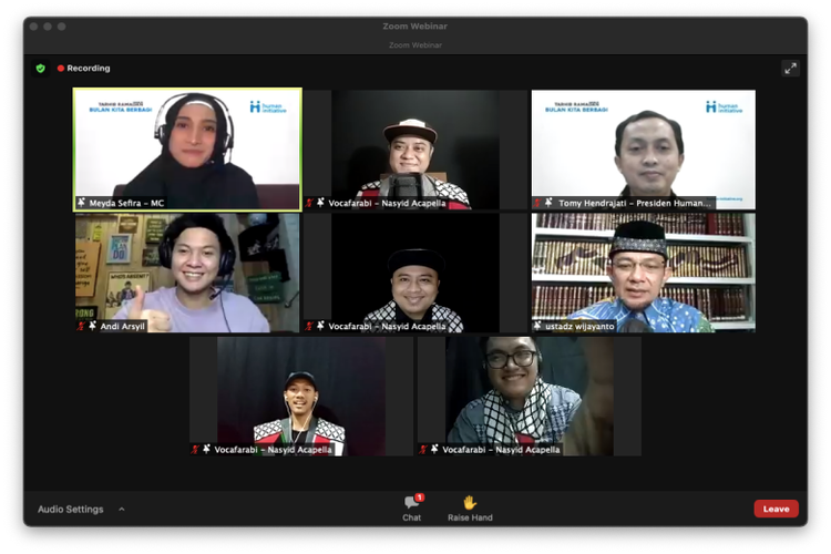 Sesi foto bersama dalam webinar 'Tarhib Ramadhan 1442 H ? Bukber.'