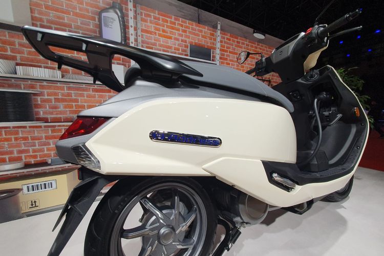 Suzuki e-Address tampil di ajang Japan Mobility Show 2025