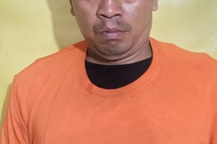 Wanita Dikeroyok 