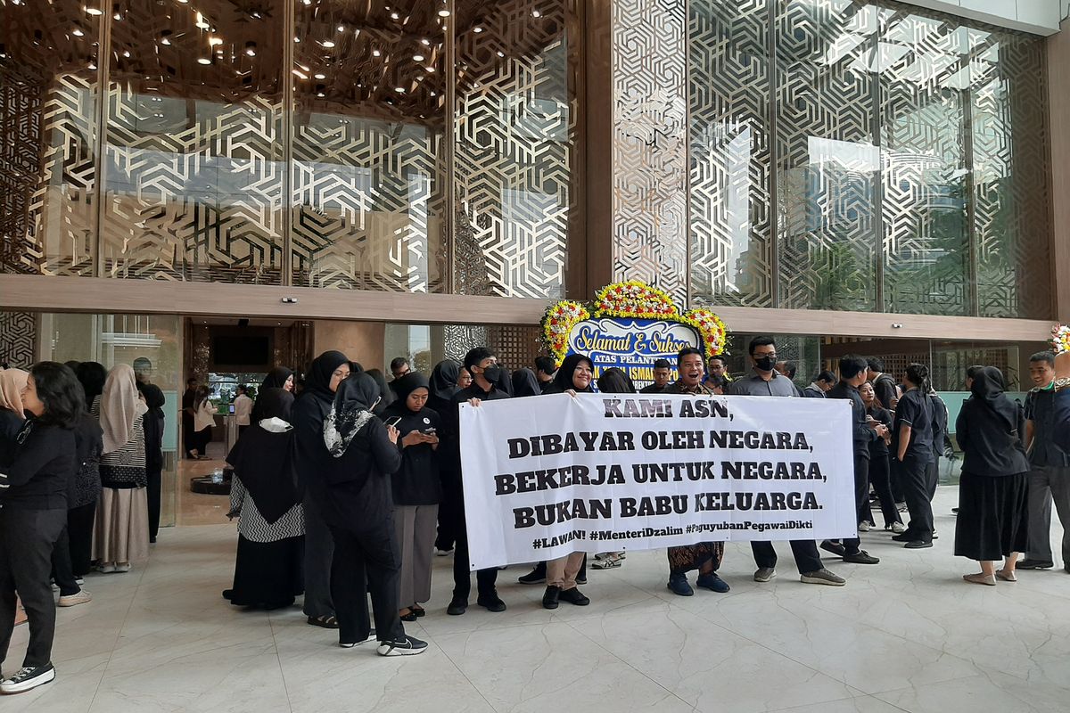 Pegawai Kemendikti Demo Menteri, Komisi X: Segera Cari Solusi, Selesai dengan Bijak!