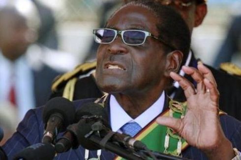 Meski Zimbabwe Bangkrut, Robert Mugabe Minta Naik Gaji